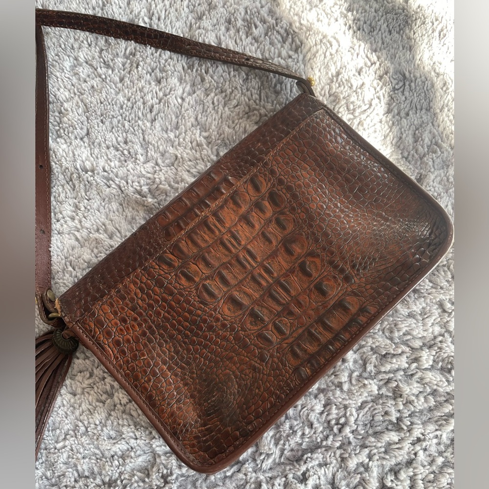 Brahmin crossbody crocodile leather crossbody bag with tassel - Picture 2 of 6